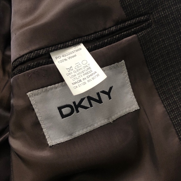 MEN'S DKNY BLAZER 36R - Picture 3 of 8